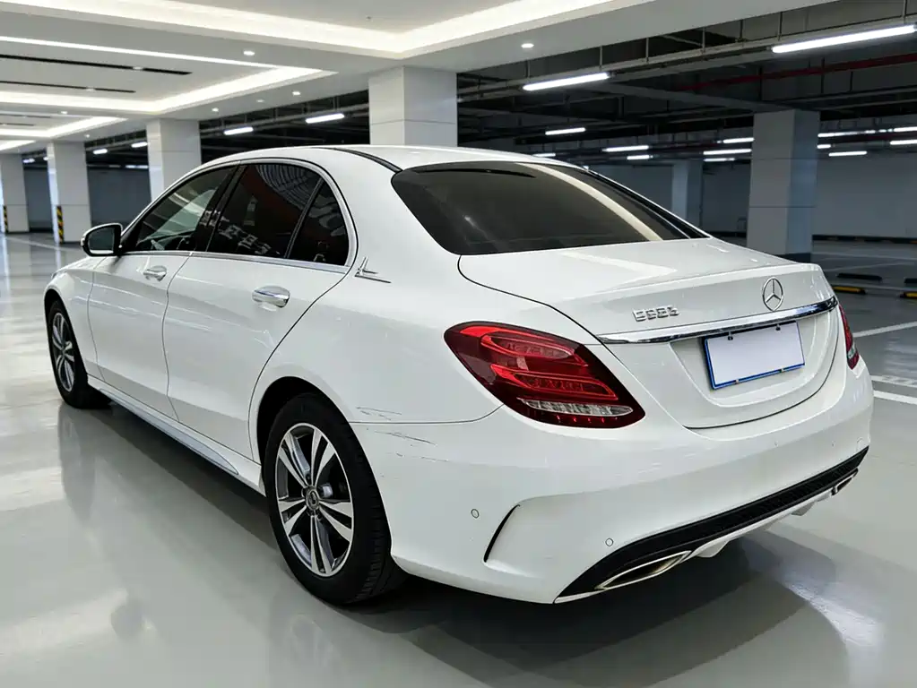 Mercedes-Benz Mercedes-Benz C-Class 2017 C 180 L Sport Edition 2016 - thumbnail 7