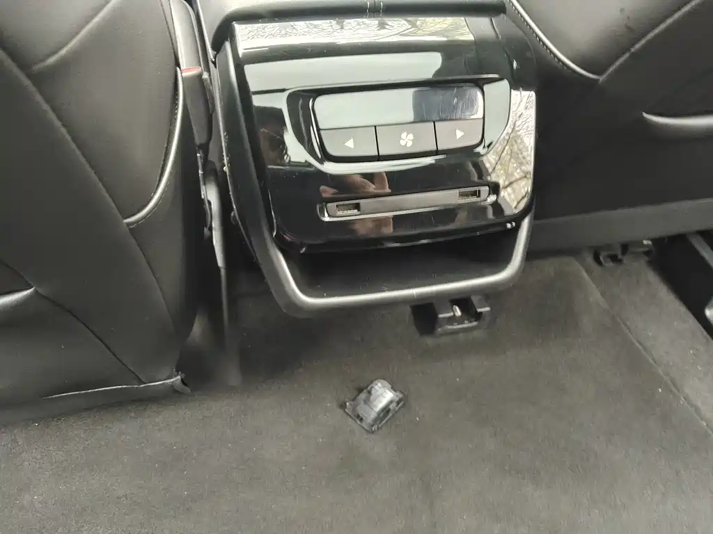 Wuling Motors Wuling Kaijie 2020 1.5T CVT Flagship Model 2021 - thumbnail 15
