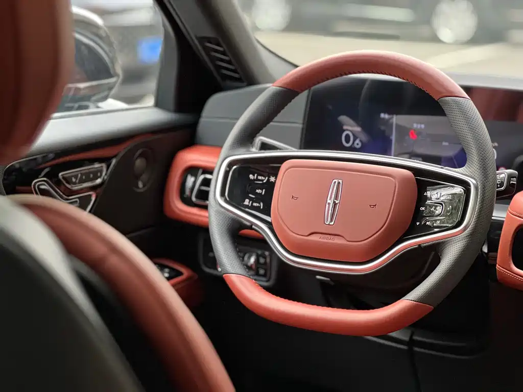 Lincoln Lincoln Nautilus 2024 3.0T V6 AWD Elegant Edition 6-seater 2025 - thumbnail 12