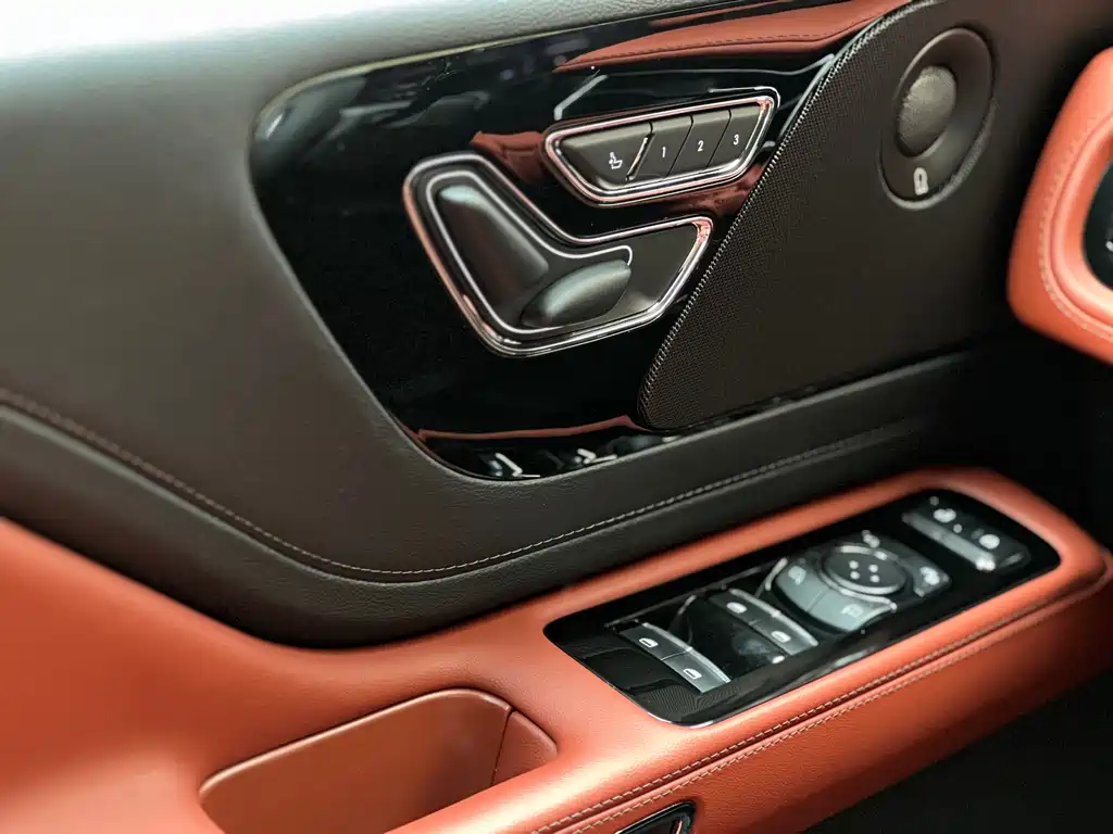 Lincoln Lincoln Nautilus 2024 3.0T V6 AWD Elegant Edition 6-seater 2025 - thumbnail 13