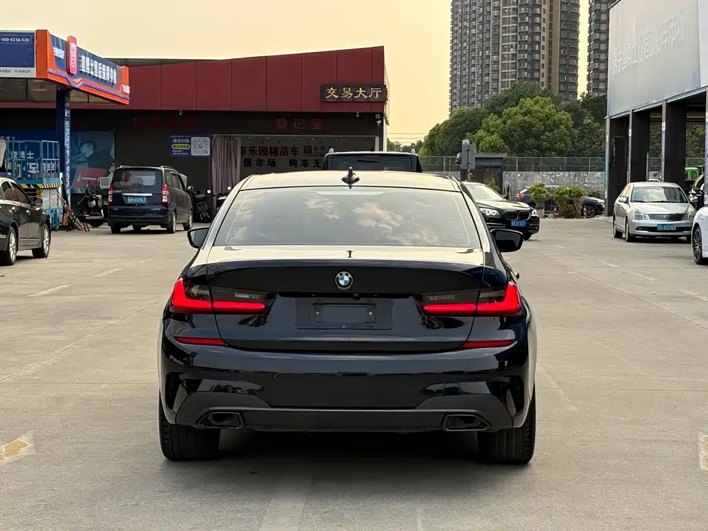 BMW BMW 3 Series 2021 325Li M Sport Shadow Night Package 2021 - thumbnail 18