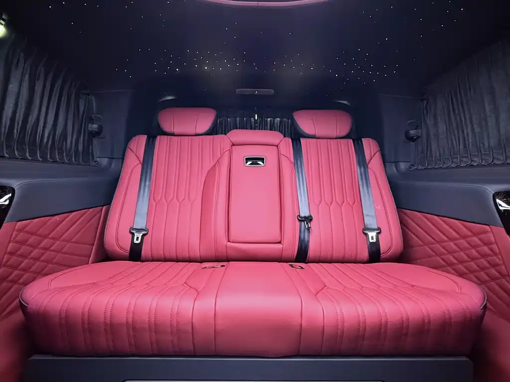Mercedes-Benz Vito 2024 2.0T Elite 7-seater 2026 - thumbnail 11