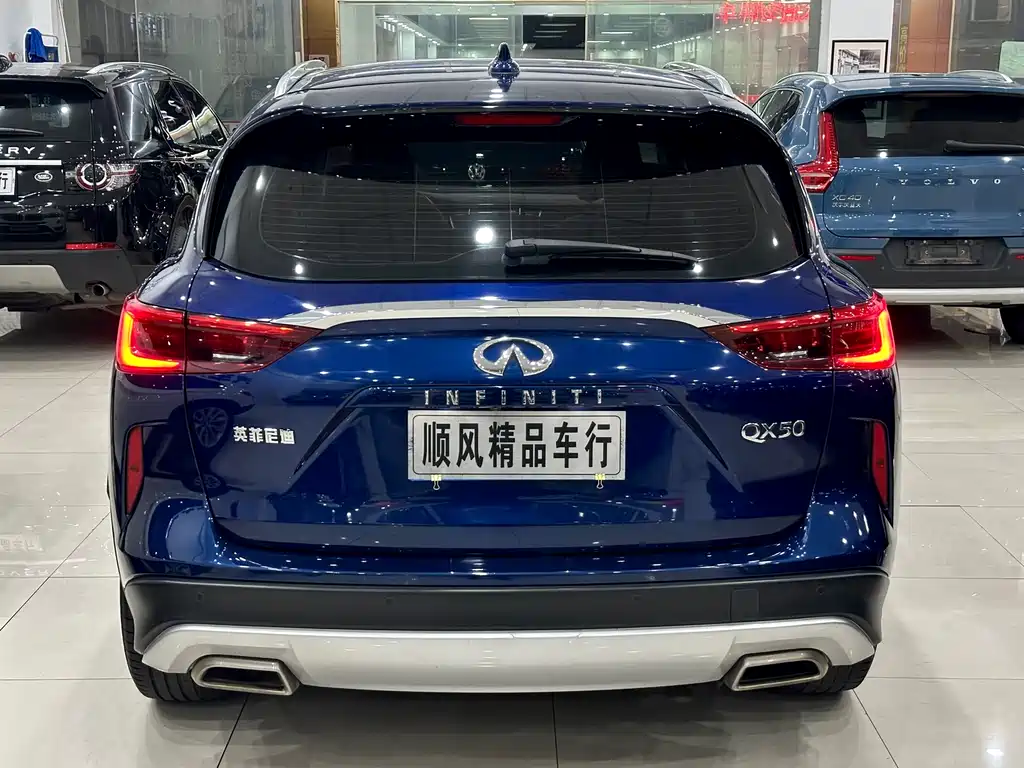 Infiniti Infiniti QX50 2018 2.0T FWD Fashion Edition 2019 - thumbnail 4