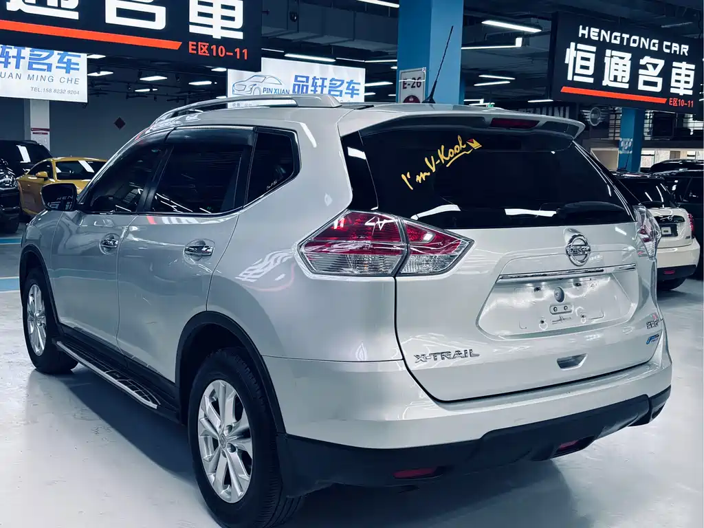 Nissan Nissan X-Trail 2014 2.0L CVT Comfort 2WD 2017 - thumbnail 3