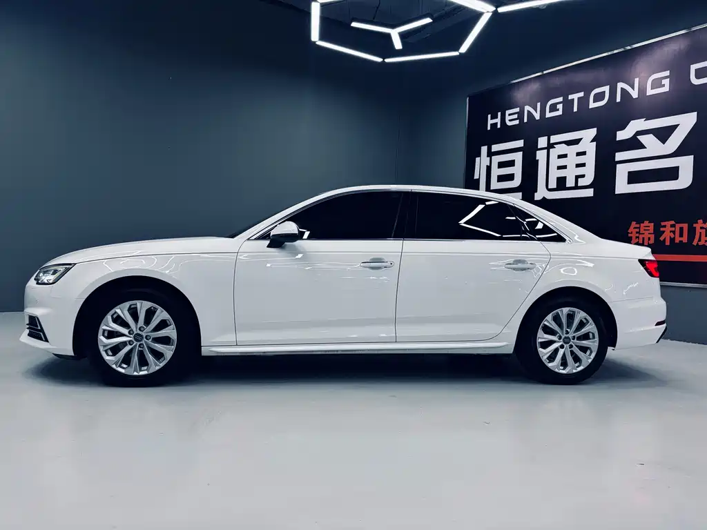 Audi Audi A4L 2019 40 TFSI Fashion Edition China V 2019 - thumbnail 2
