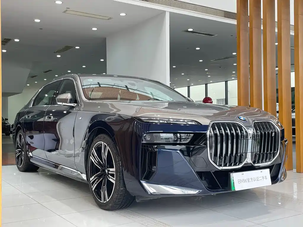 BMW BMW i7 2023 eDrive50L M Sport Executive Package 2024 - thumbnail 3