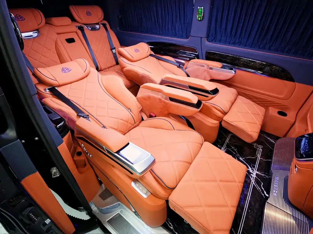 Mercedes-Benz Vito 2024 2.0T Elite 7-seater 2026 - thumbnail 23