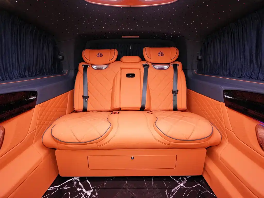 Mercedes-Benz Vito 2024 2.0T Elite 7-seater 2026 - thumbnail 25