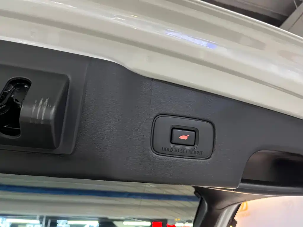 Honda Honda UR-V 2020 370TURBO FWD Elegant Edition 2020 - thumbnail 8