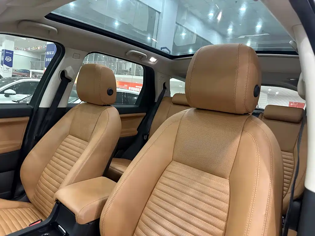 Land Rover Discovery Sport 2019 240PS HSE LUXURY Edition China V 2019 - thumbnail 7