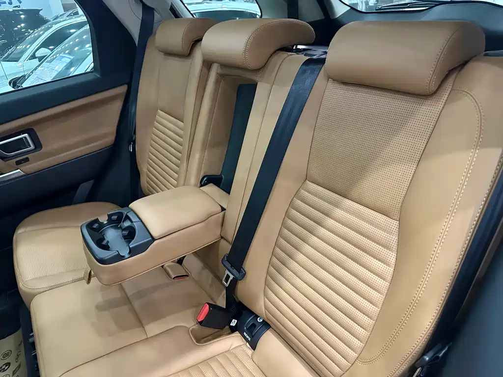 Land Rover Discovery Sport 2019 240PS HSE LUXURY Edition China V 2019 - thumbnail 11