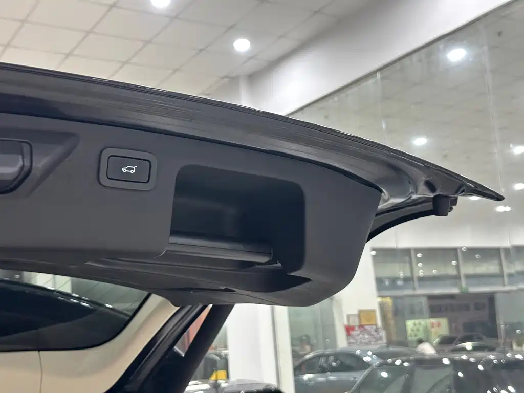 Land Rover Discovery Sport 2019 240PS HSE LUXURY Edition China V 2019 - thumbnail 17