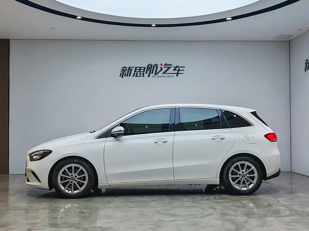 Mercedes-Benz Mercedes-Benz B-Class 2020 B 200 Style 2020 - thumbnail 3