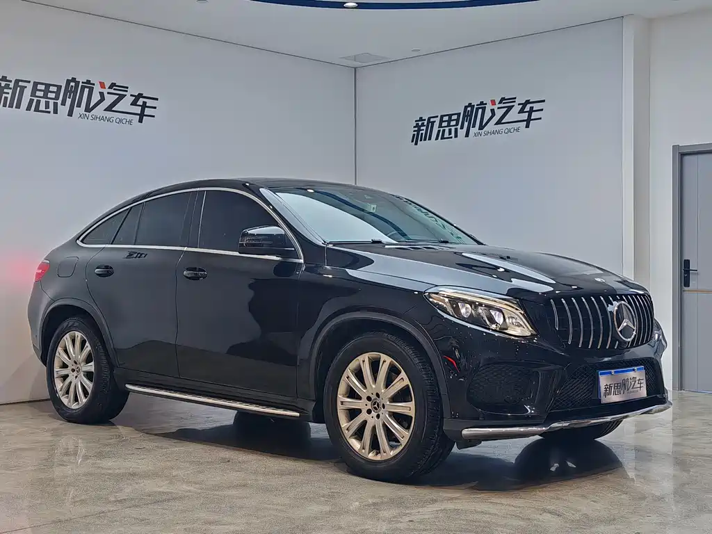 Mercedes-Benz Mercedes-Benz GLE Coupe 2018 GLE 320 4MATIC Coupé SUV 2019 - thumbnail 4