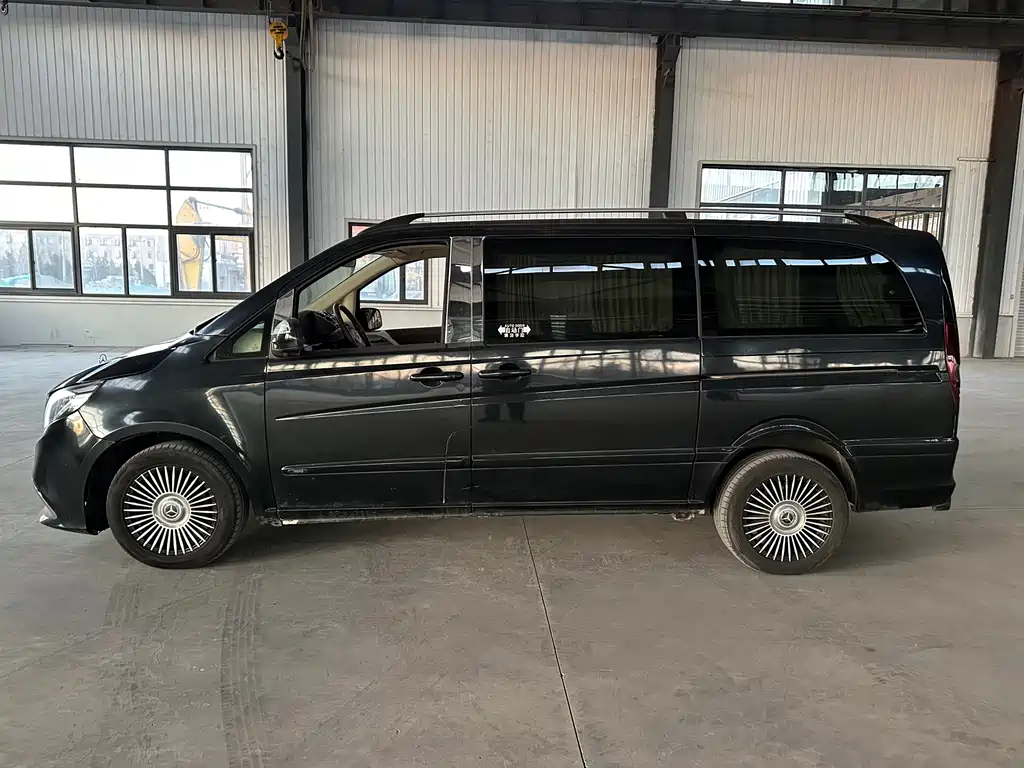 Mercedes-Benz Viano 2011 2.5L Luxury Edition 2011 - thumbnail 8