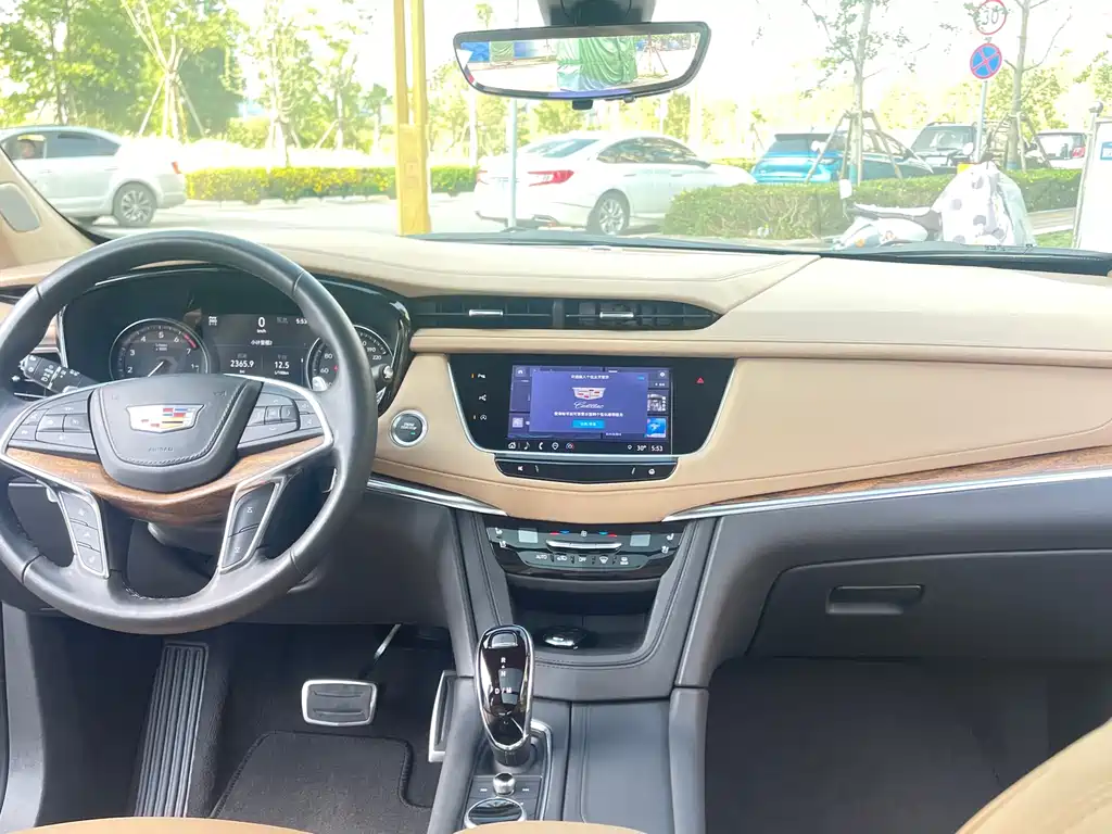 Cadillac Cadillac XT5 2022 2.0T AWD Platinum Edition 2025 - thumbnail 8