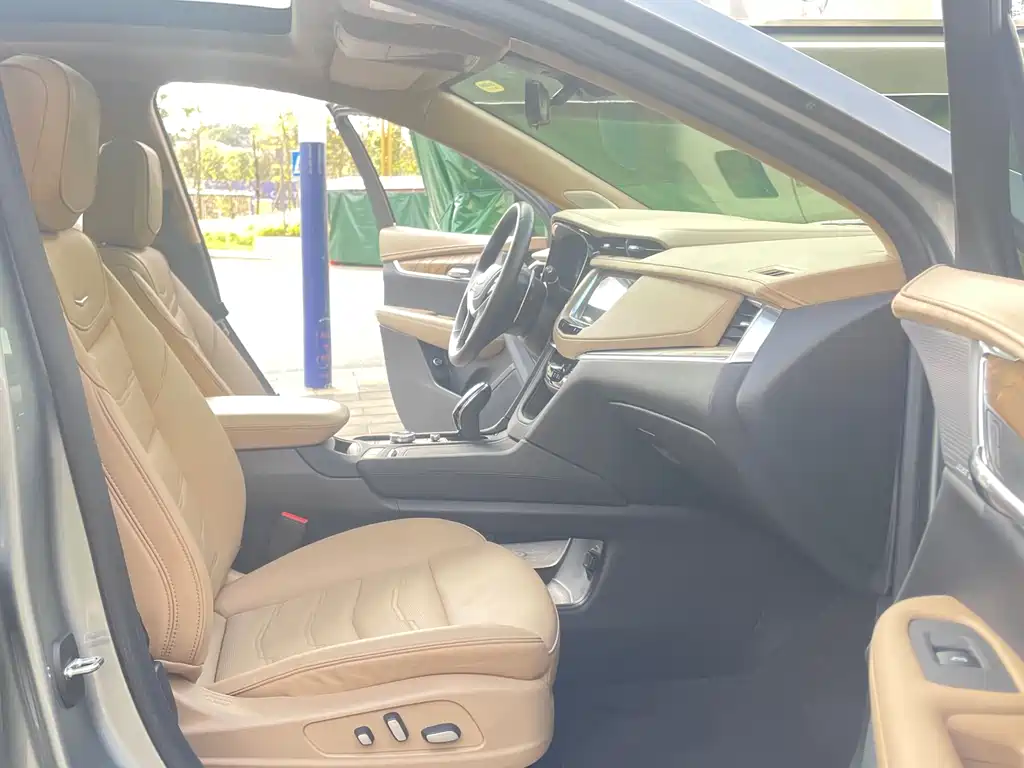 Cadillac Cadillac XT5 2022 2.0T AWD Platinum Edition 2025 - thumbnail 17