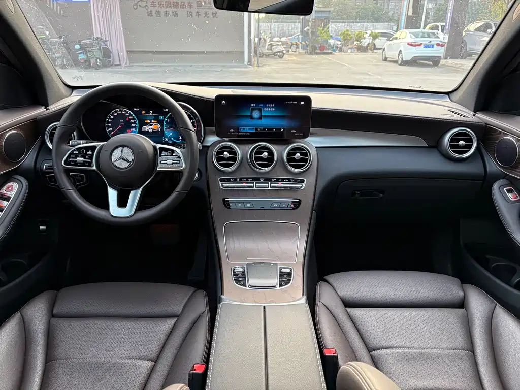 Mercedes-Benz Mercedes-Benz GLC 2022 Facelift GLC 300 L 4MATIC Dynamic Model Premium Edition 2023 - thumbnail 7