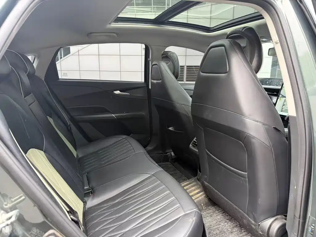 Changan Yida 2023 Blue Whale NE 1.5T GDI DCT Comfort Edition 2023 - thumbnail 9