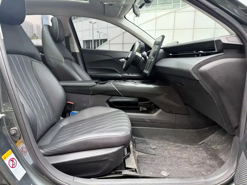 Changan Yida 2023 Blue Whale NE 1.5T GDI DCT Comfort Edition 2023 - thumbnail 10