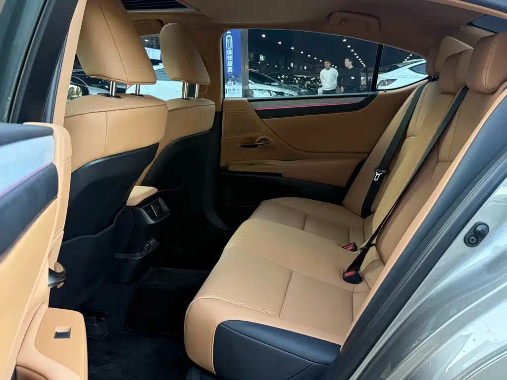 Lexus Lexus ES 2025 200 Premium Edition 2025 - thumbnail 9