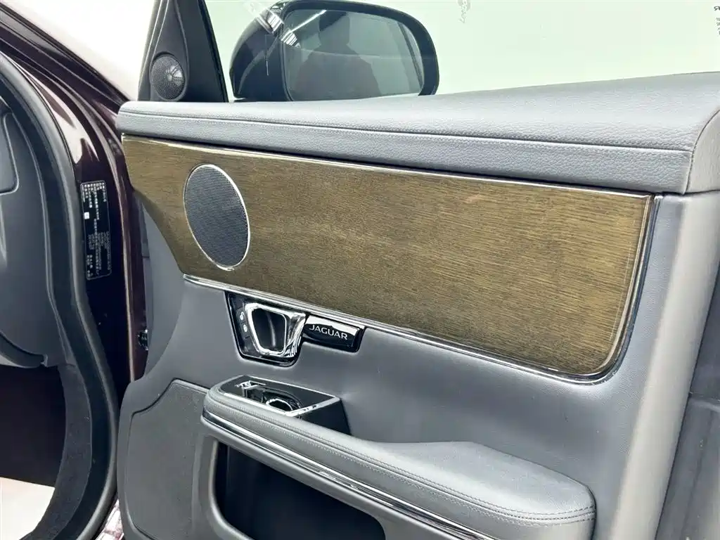 Jaguar Jaguar XJ 2018 XJL 3.0 SC RWD Luxury Business Edition 2019 - thumbnail 12