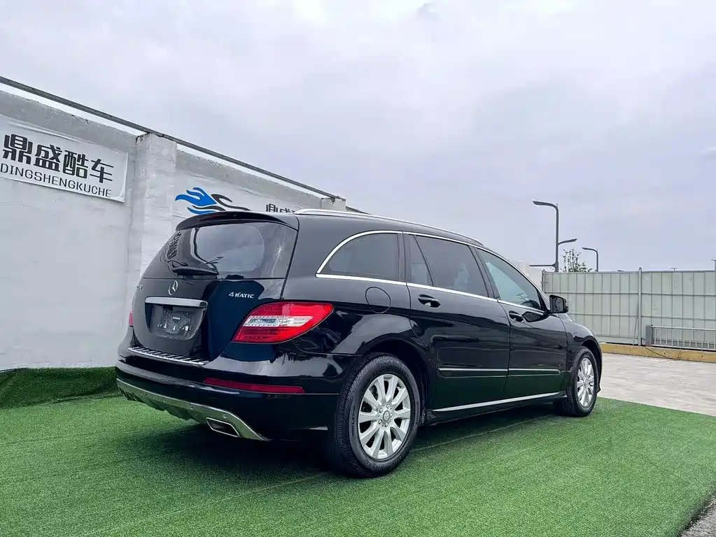 Mercedes-Benz Mercedes-Benz R-Class 2011 R 300 L Luxury 2012 - thumbnail 4