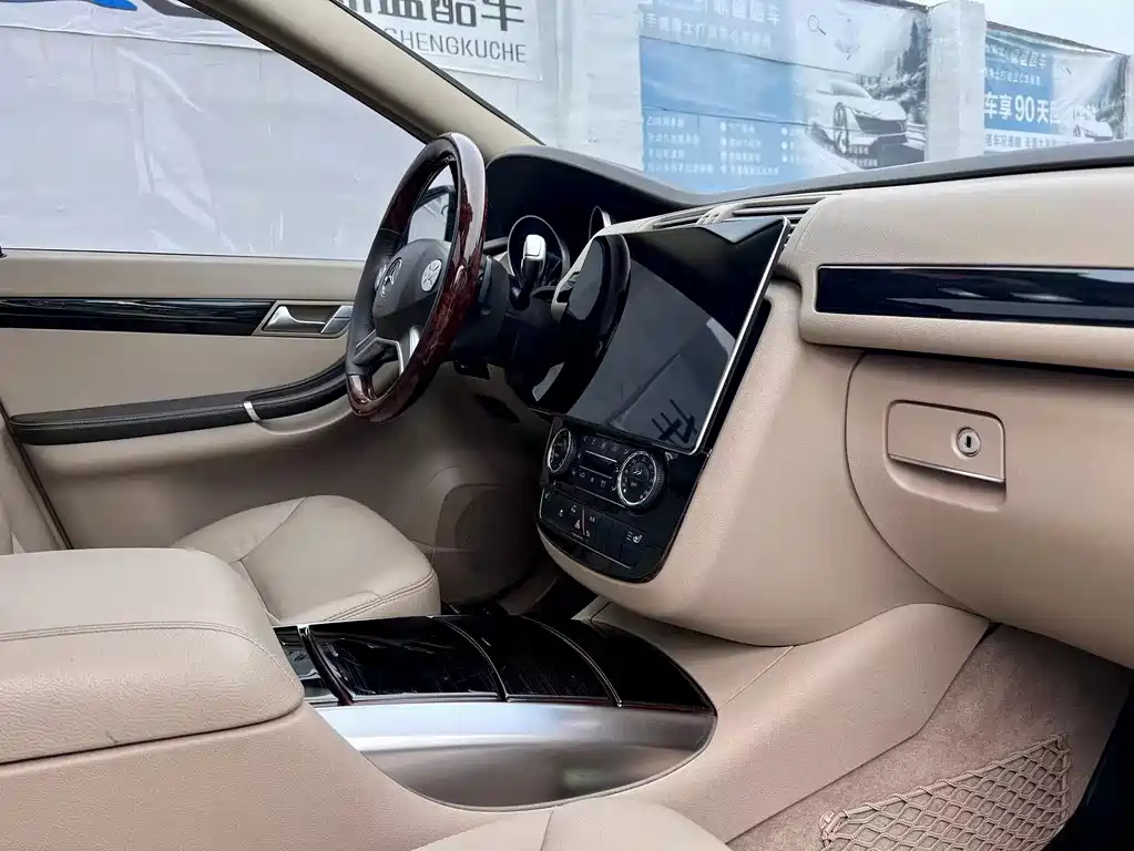 Mercedes-Benz Mercedes-Benz R-Class 2011 R 300 L Luxury 2012 - thumbnail 17