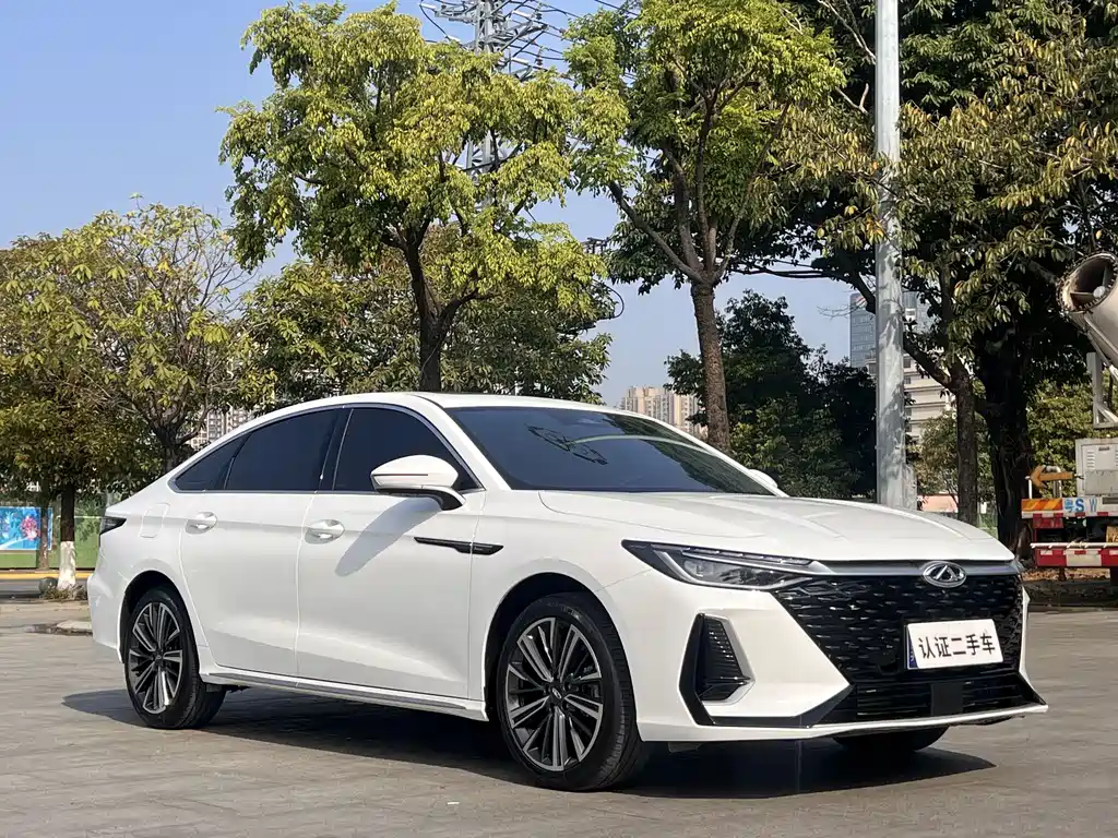 Chery Arrizo 8 2025 1.6T DCT Rui 2025 - thumbnail 3