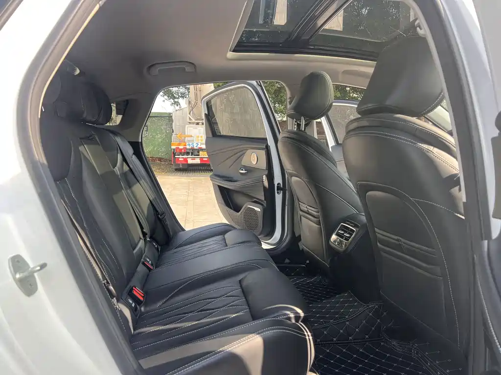 Chery Arrizo 8 2025 1.6T DCT Rui 2025 - thumbnail 8