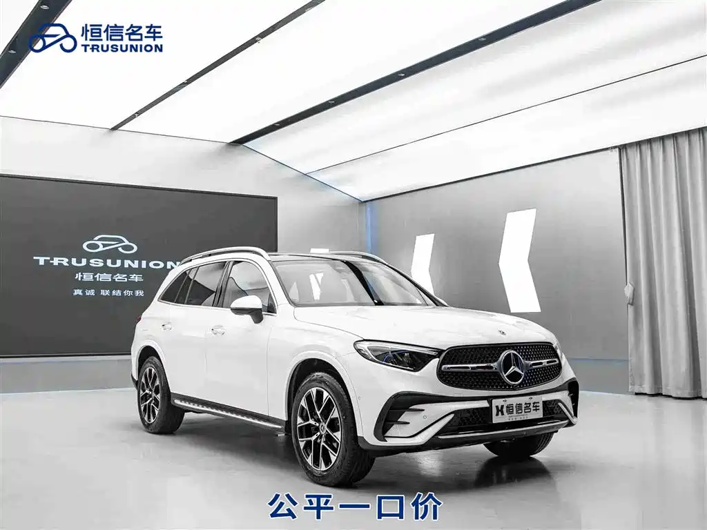 Mercedes-Benz Mercedes-Benz GLC 2024 GLC 260 L 4MATIC Luxury 5-Seat 2024