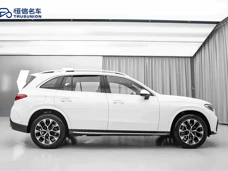 Mercedes-Benz Mercedes-Benz GLC 2024 GLC 260 L 4MATIC Luxury 5-Seat 2024 - thumbnail 4