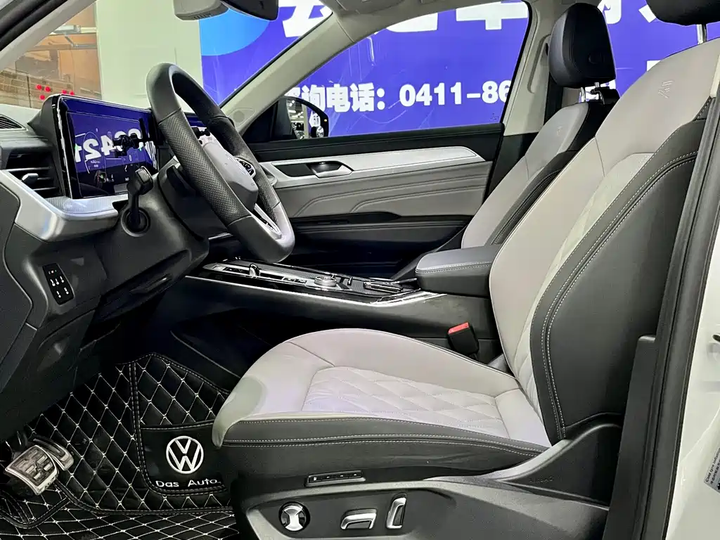 Volkswagen Lantu 2023 380TSI AWD R-Line Touring Edition 2023 - thumbnail 11