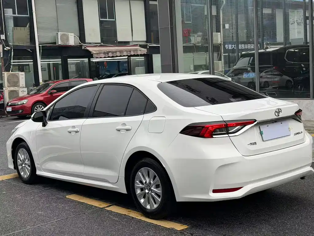 Toyota Toyota Corolla 2021 TNGA 1.5L CVT Premium Edition 2023 - thumbnail 13
