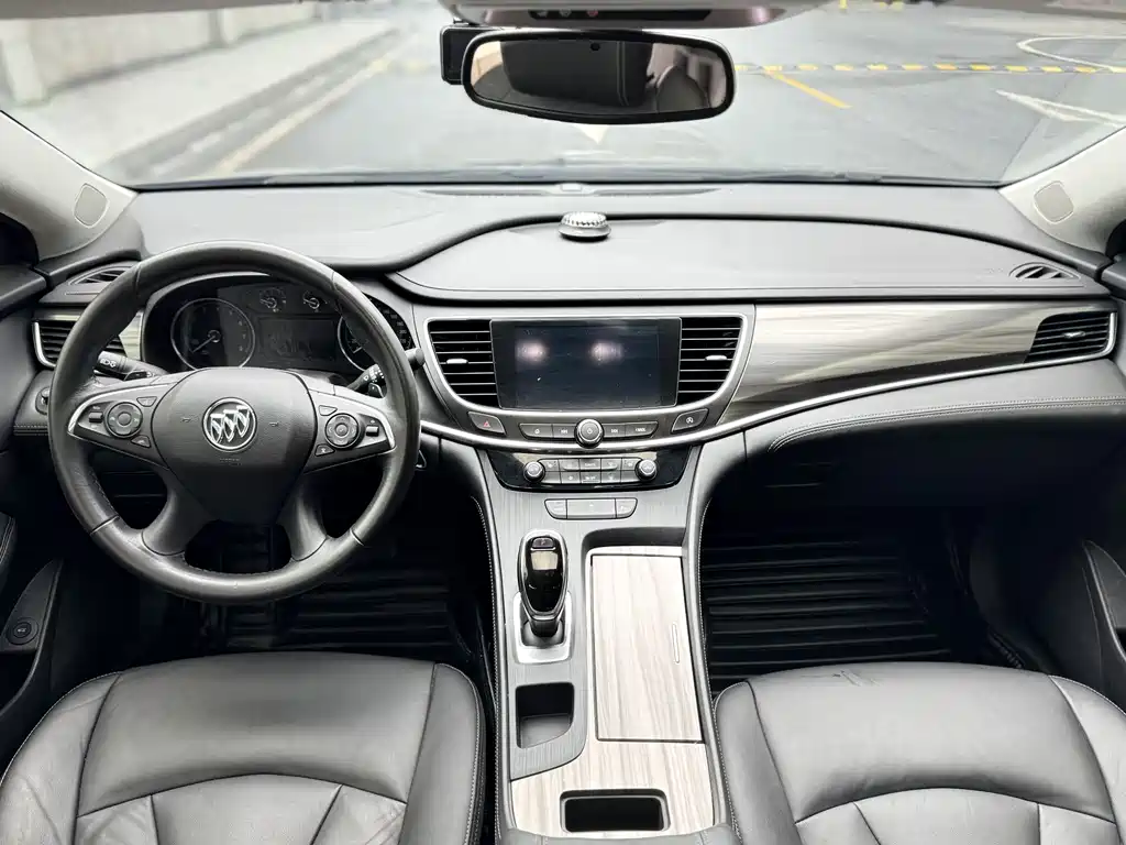 Buick Buick LaCrosse 2019 28T Luxury Edition 2019 - thumbnail 6