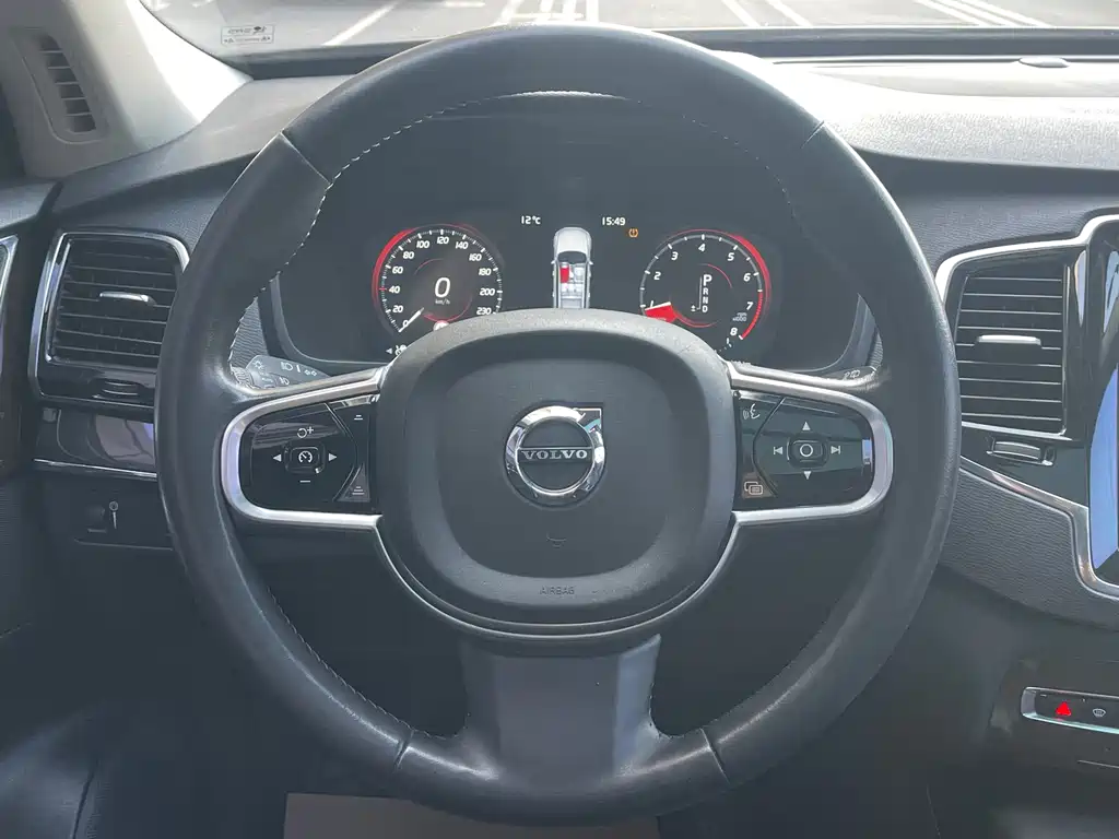 Volvo Volvo XC90 2015 T6 Momentum 5-seater 2016 - thumbnail 17