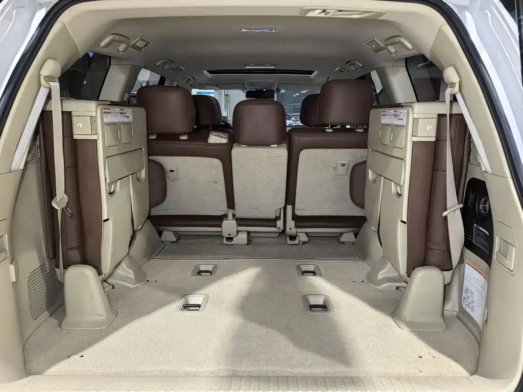 Toyota Land Cruiser (Imported) 2016 Model 4.0L Middle East Version 2017 - thumbnail 13