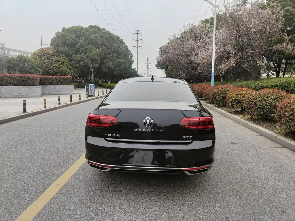 Volkswagen Volkswagen Magotan GTE Plug-in Hybrid 2022 GTE Luxury Edition 2022 - thumbnail 5