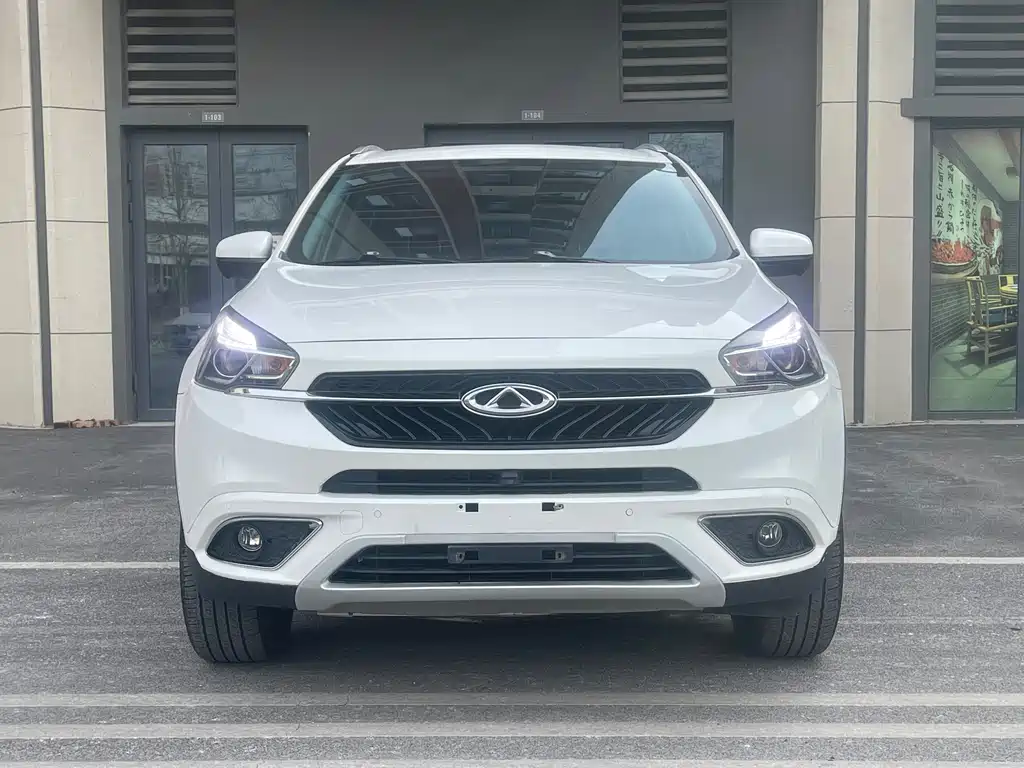 Chery Tiggo 7 2016 2.0L CVT Premium Edition 2017 - thumbnail 2