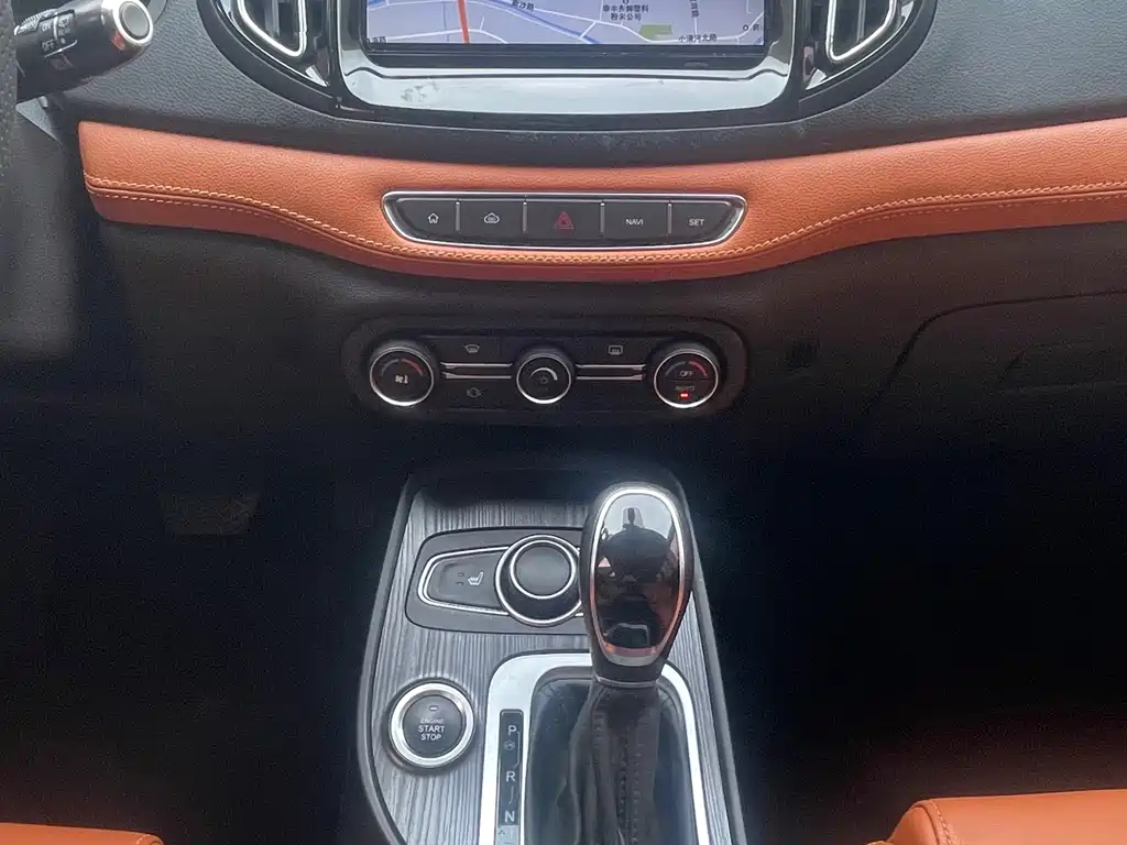 Chery Tiggo 7 2016 2.0L CVT Premium Edition 2017 - thumbnail 16