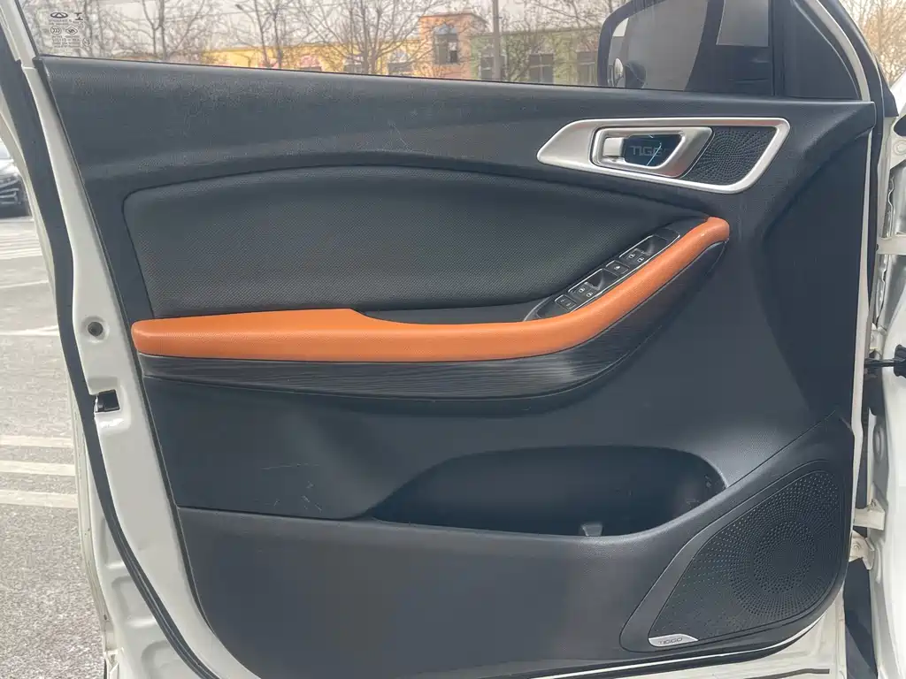Chery Tiggo 7 2016 2.0L CVT Premium Edition 2017 - thumbnail 20