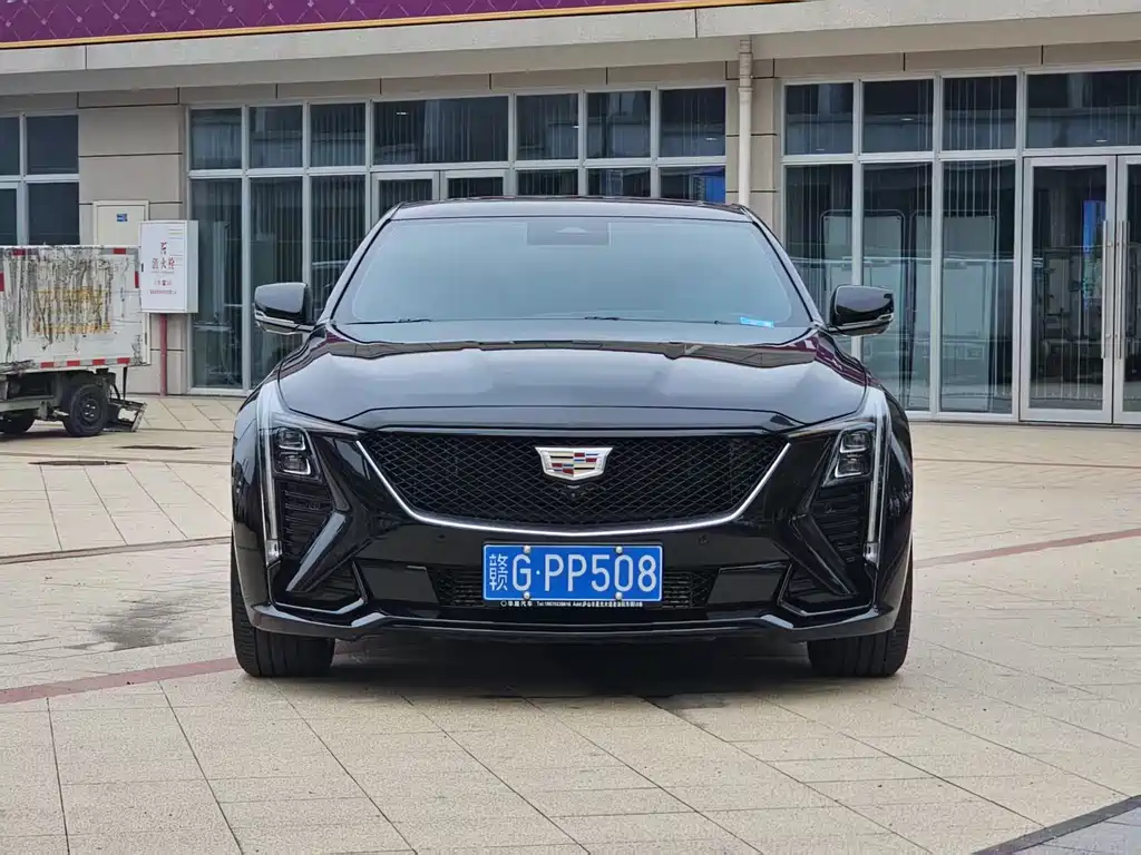 Cadillac Cadillac CT5 2024 28T Luxury 2024 - thumbnail 2