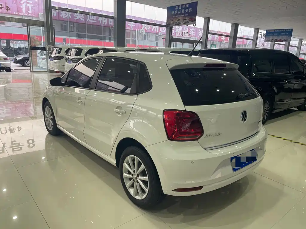 Volkswagen Volkswagen Polo 2014 1.4L Automatic Luxury Edition 2014 - thumbnail 15