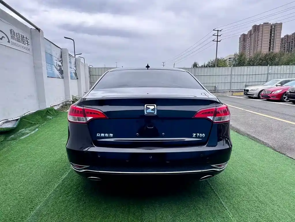Zotye Zotye Z700 2016 1.8T DCT Premium Edition 2017 - thumbnail 5