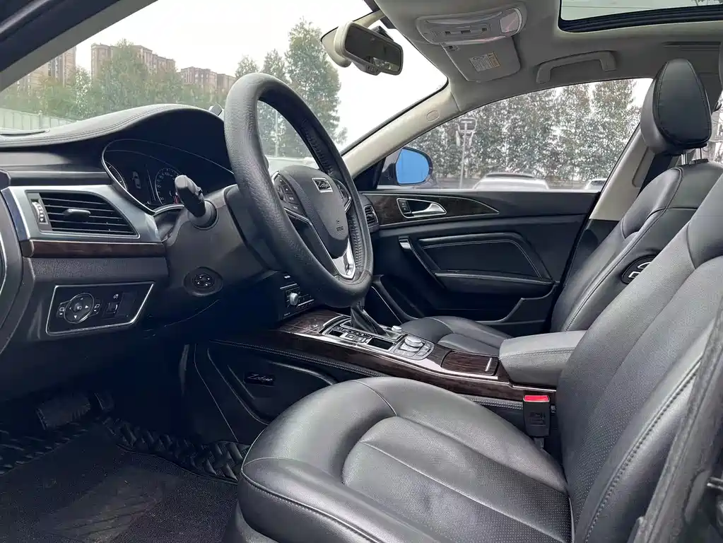 Zotye Zotye Z700 2016 1.8T DCT Premium Edition 2017 - thumbnail 9