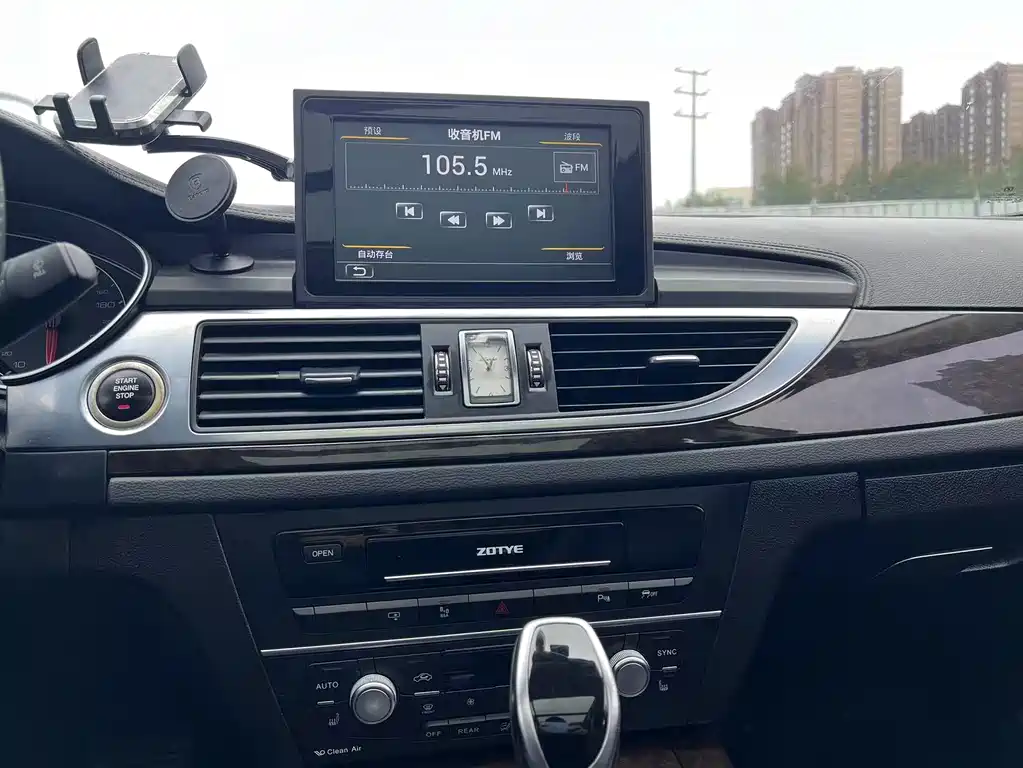 Zotye Zotye Z700 2016 1.8T DCT Premium Edition 2017 - thumbnail 13