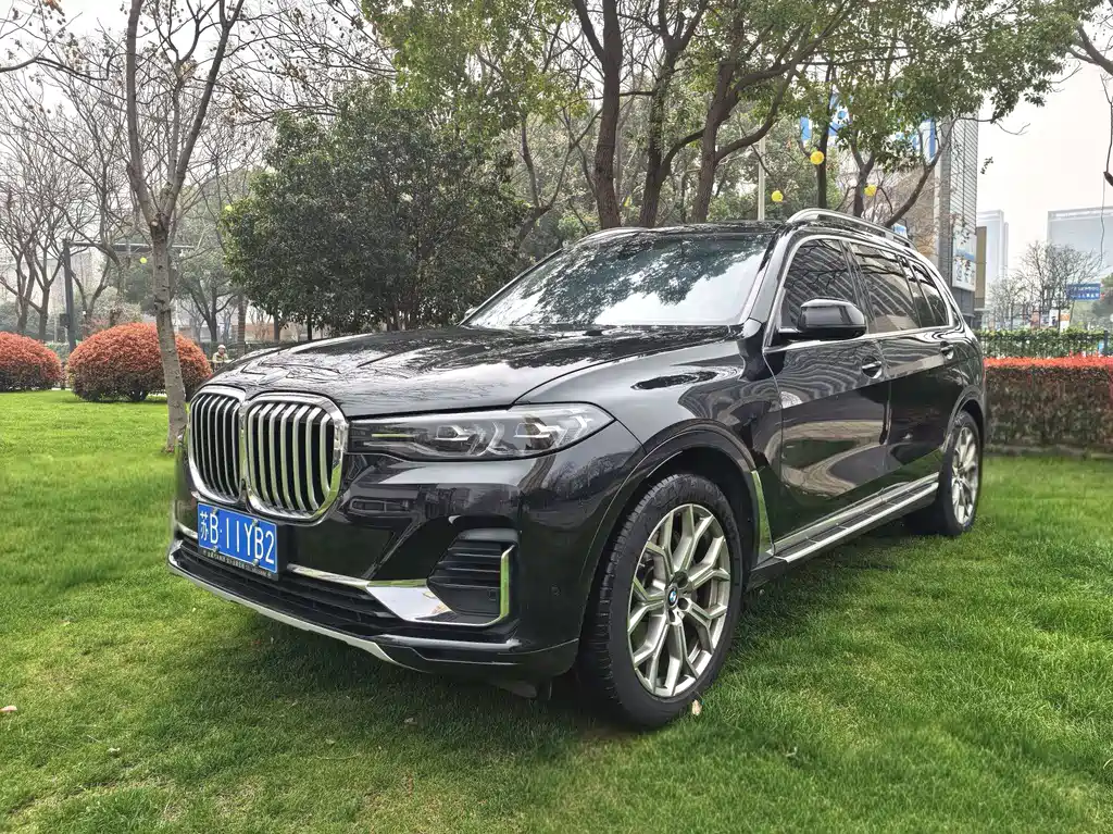 BMW BMW X7 xDrive40i Luxury Package 2022 - thumbnail 2