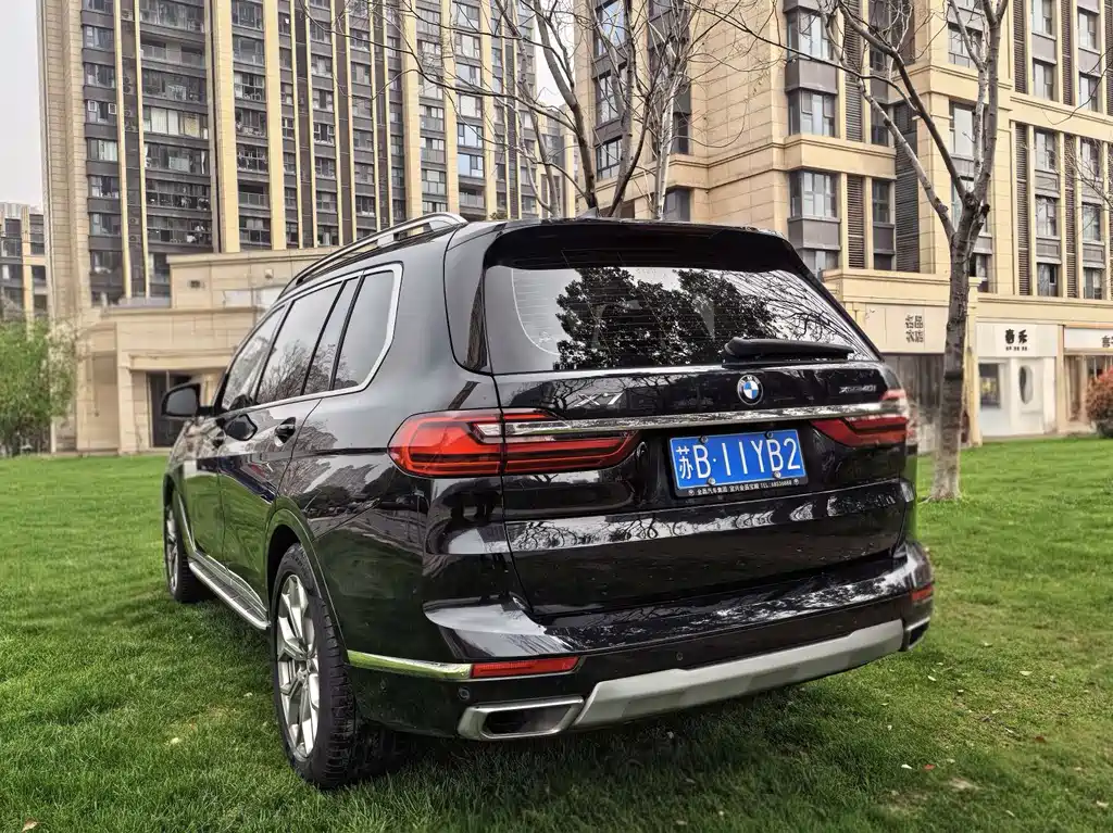 BMW BMW X7 xDrive40i Luxury Package 2022 - thumbnail 7