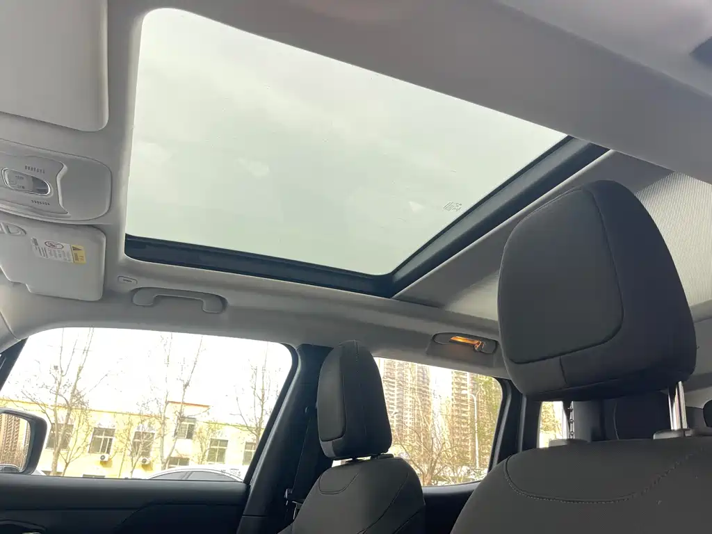 Jeep Jeep Cherokee 2018 Model Internet Big Screen Edition 180T Automatic High Performance Version 2018 - thumbnail 21
