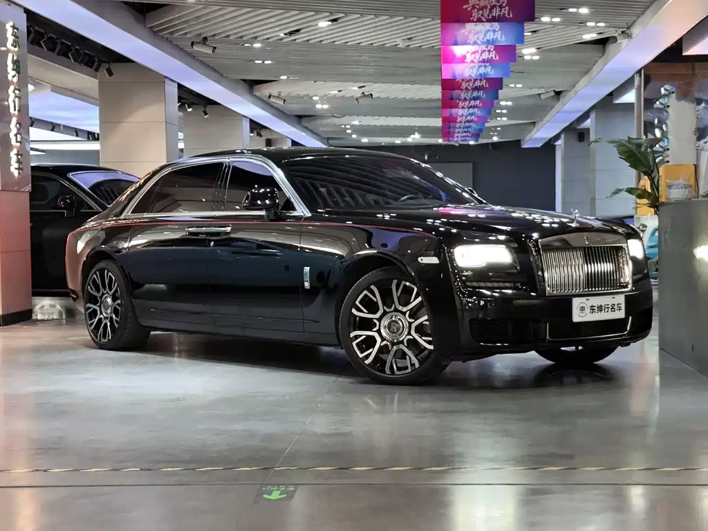 Rolls-Royce Ghost 2018 6.6T Long Wheelbase Edition 2019 - thumbnail 3